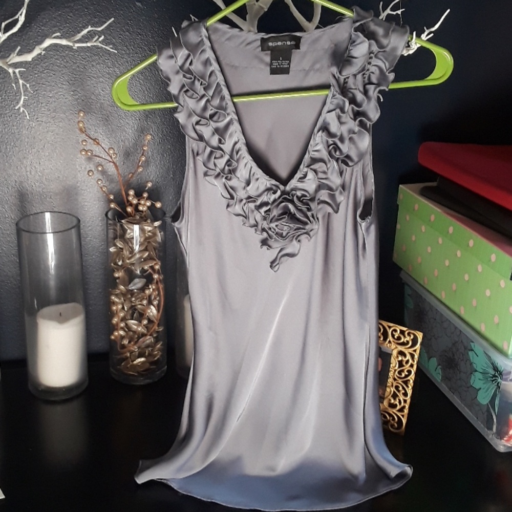 Sleeveless top